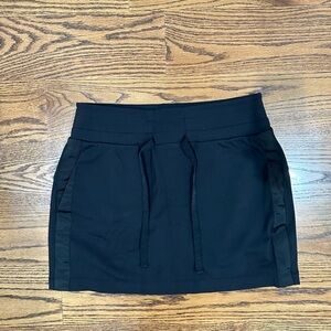 ATHLETA Skort/Skirt Shorts Size S